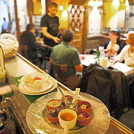 Bistrot Les Sans Culottes Hotel Paris